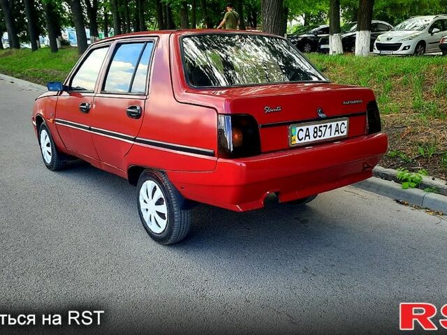 Красный ЗАЗ Славута, объемом двигателя 1.2 л и пробегом 145 тыс. км за 1000 $, фото 2 на Automoto.ua