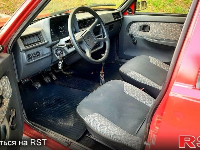 Красный ЗАЗ Славута, объемом двигателя 1.2 л и пробегом 145 тыс. км за 1000 $, фото 9 на Automoto.ua
