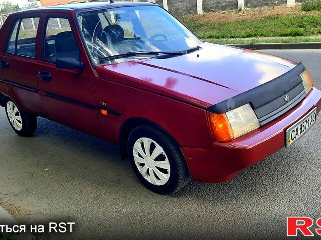 Красный ЗАЗ Славута, объемом двигателя 1.2 л и пробегом 145 тыс. км за 1000 $, фото 4 на Automoto.ua