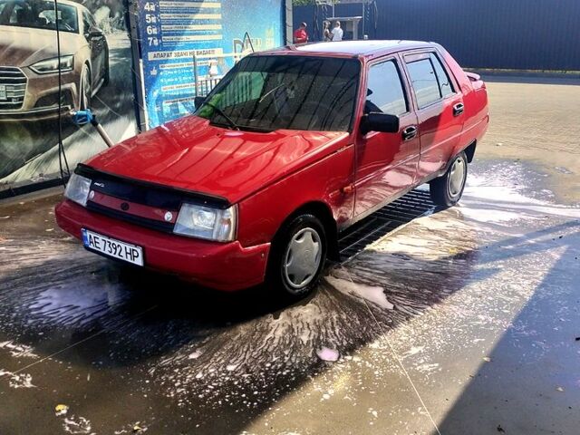 Красный ЗАЗ Славута, объемом двигателя 1.2 л и пробегом 0 тыс. км за 1080 $, фото 2 на Automoto.ua
