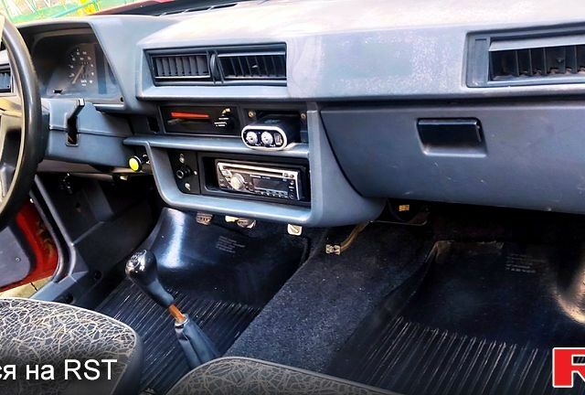 Красный ЗАЗ Славута, объемом двигателя 1.2 л и пробегом 180 тыс. км за 1200 $, фото 6 на Automoto.ua