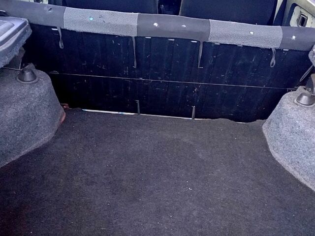 Красный ЗАЗ Славута, объемом двигателя 1.2 л и пробегом 78 тыс. км за 850 $, фото 4 на Automoto.ua