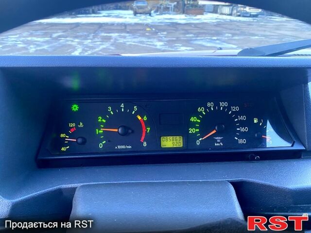 Красный ЗАЗ Славута, объемом двигателя 1.2 л и пробегом 86 тыс. км за 1500 $, фото 5 на Automoto.ua