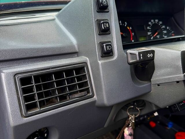 Красный ЗАЗ Славута, объемом двигателя 1.2 л и пробегом 195 тыс. км за 550 $, фото 9 на Automoto.ua