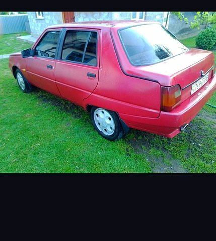 ЗАЗ Славута 2004 в Красилове на Automoto.ua Красный ЗАЗ Славута, объемом двигателя 1.2 л и пробегом 0 тыс. км за 950 $, фото 2 на Automoto.ua