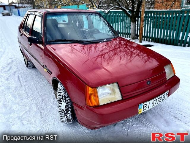 Красный ЗАЗ Славута, объемом двигателя 1.2 л и пробегом 131 тыс. км за 1150 $, фото 4 на Automoto.ua