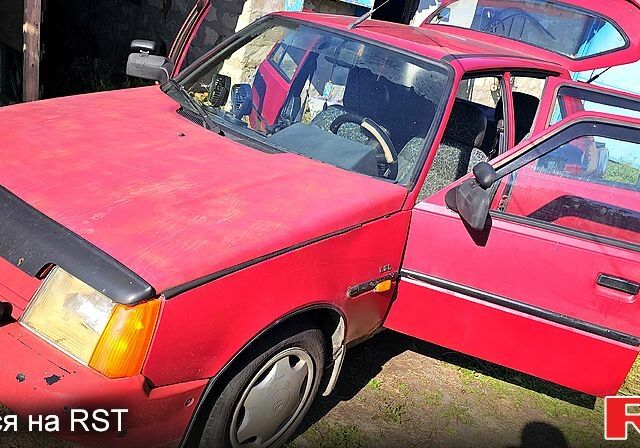 Червоний ЗАЗ Славута, об'ємом двигуна 1.3 л та пробігом 209 тис. км за 1100 $, фото 1 на Automoto.ua