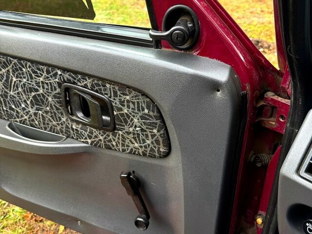 Красный ЗАЗ Славута, объемом двигателя 1.2 л и пробегом 195 тыс. км за 550 $, фото 8 на Automoto.ua