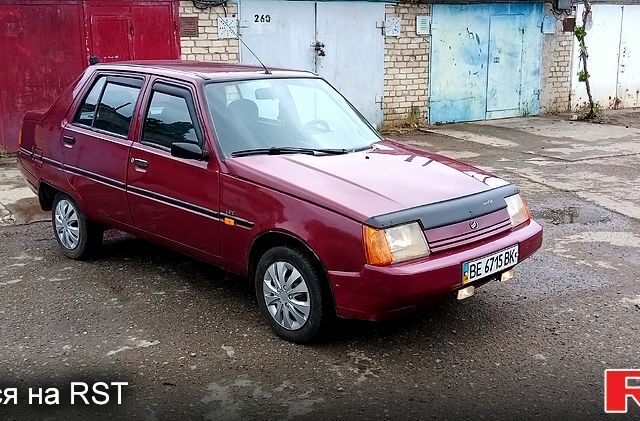 Красный ЗАЗ Славута, объемом двигателя 1.2 л и пробегом 130 тыс. км за 1450 $, фото 2 на Automoto.ua
