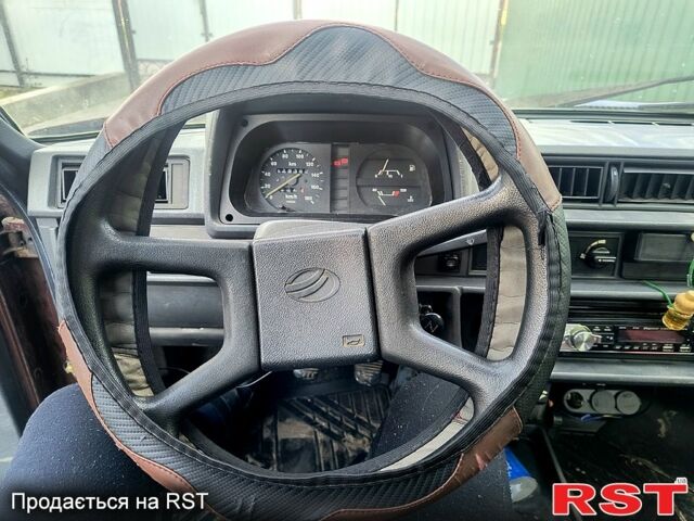 Красный ЗАЗ Славута, объемом двигателя 1.2 л и пробегом 119 тыс. км за 1300 $, фото 2 на Automoto.ua