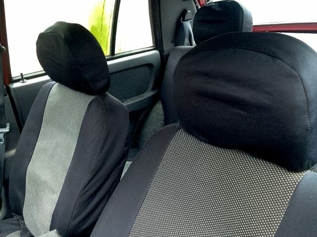 Красный ЗАЗ Славута, объемом двигателя 1.2 л и пробегом 145 тыс. км за 1500 $, фото 1 на Automoto.ua