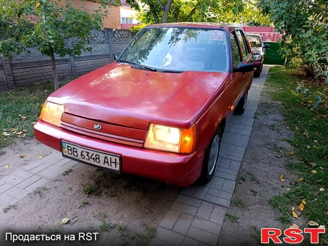 Красный ЗАЗ Славута, объемом двигателя 1.2 л и пробегом 0 тыс. км за 654 $, фото 1 на Automoto.ua