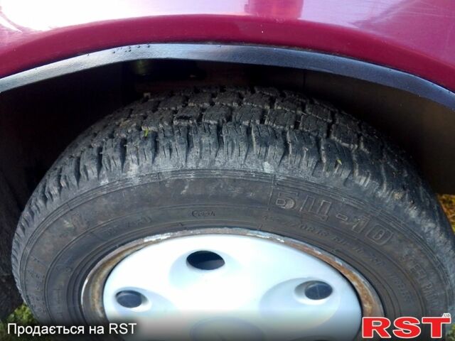 Красный ЗАЗ Славута, объемом двигателя 1.2 л и пробегом 76 тыс. км за 1050 $, фото 1 на Automoto.ua