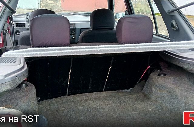 Красный ЗАЗ Славута, объемом двигателя 1.2 л и пробегом 130 тыс. км за 1450 $, фото 6 на Automoto.ua