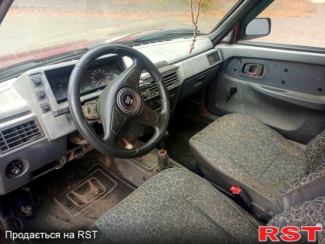 Красный ЗАЗ Славута, объемом двигателя 1.2 л и пробегом 100 тыс. км за 550 $, фото 3 на Automoto.ua