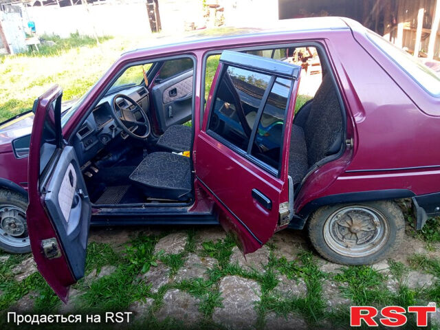 Красный ЗАЗ Славута, объемом двигателя 1 л и пробегом 88 тыс. км за 600 $, фото 3 на Automoto.ua