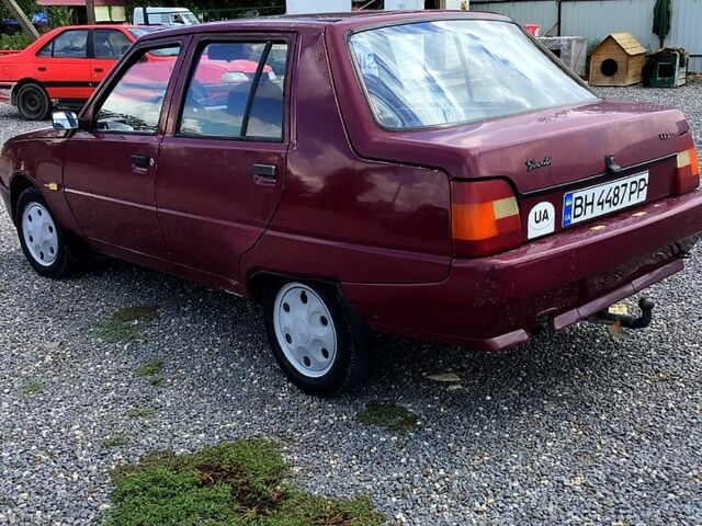 Красный ЗАЗ Славута, объемом двигателя 1.2 л и пробегом 96 тыс. км за 1050 $, фото 3 на Automoto.ua