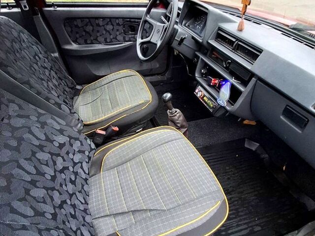 Красный ЗАЗ Славута, объемом двигателя 1.2 л и пробегом 65 тыс. км за 1050 $, фото 7 на Automoto.ua