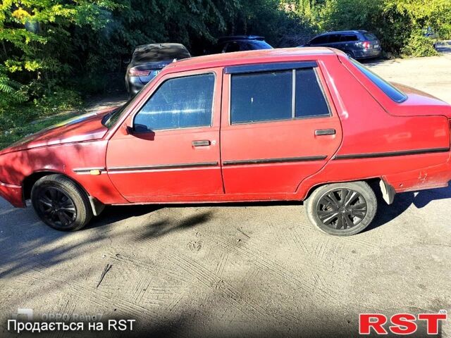 Красный ЗАЗ Славута, объемом двигателя 1.2 л и пробегом 0 тыс. км за 700 $, фото 1 на Automoto.ua