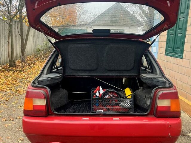 Красный ЗАЗ Славута, объемом двигателя 1.2 л и пробегом 65 тыс. км за 1050 $, фото 6 на Automoto.ua