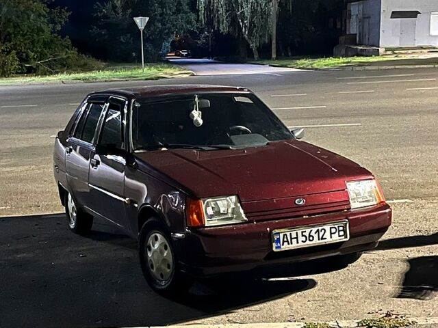 Красный ЗАЗ Славута, объемом двигателя 1.2 л и пробегом 32 тыс. км за 1500 $, фото 6 на Automoto.ua