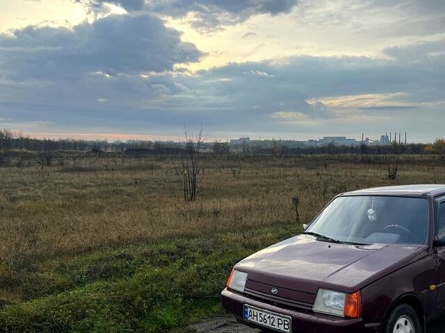 Красный ЗАЗ Славута, объемом двигателя 1.2 л и пробегом 32 тыс. км за 1500 $, фото 3 на Automoto.ua