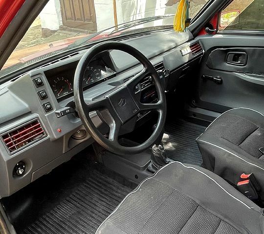 Червоний ЗАЗ Славута, об'ємом двигуна 1.2 л та пробігом 105 тис. км за 1400 $, фото 6 на Automoto.ua