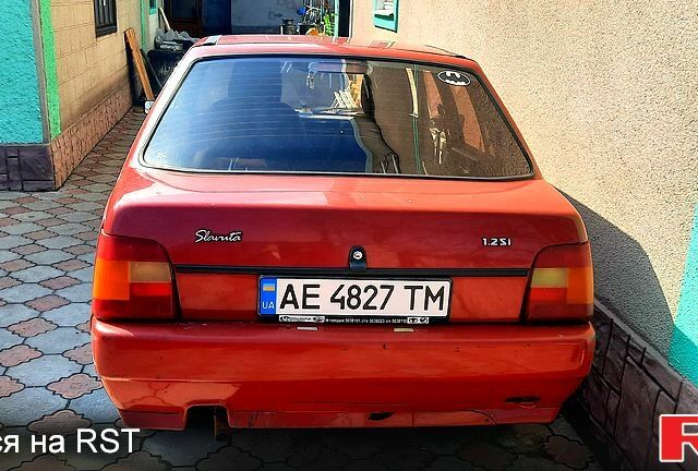 Красный ЗАЗ Славута, объемом двигателя 1.2 л и пробегом 137 тыс. км за 1100 $, фото 2 на Automoto.ua