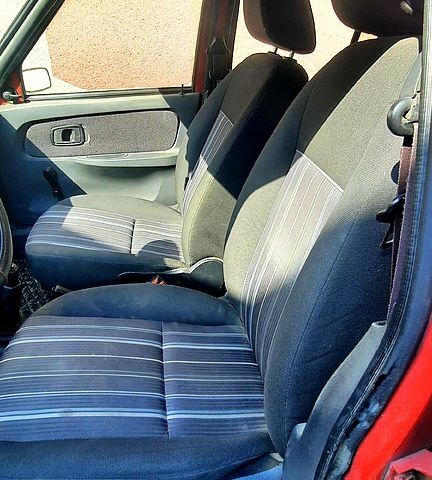 Красный ЗАЗ Славута, объемом двигателя 1.2 л и пробегом 137 тыс. км за 1100 $, фото 3 на Automoto.ua