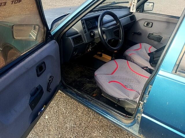 ЗАЗ Славута, объемом двигателя 1.1 л и пробегом 220 тыс. км за 500 $, фото 4 на Automoto.ua