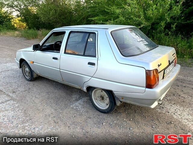 ЗАЗ Славута, объемом двигателя 1.2 л и пробегом 45 тыс. км за 650 $, фото 9 на Automoto.ua