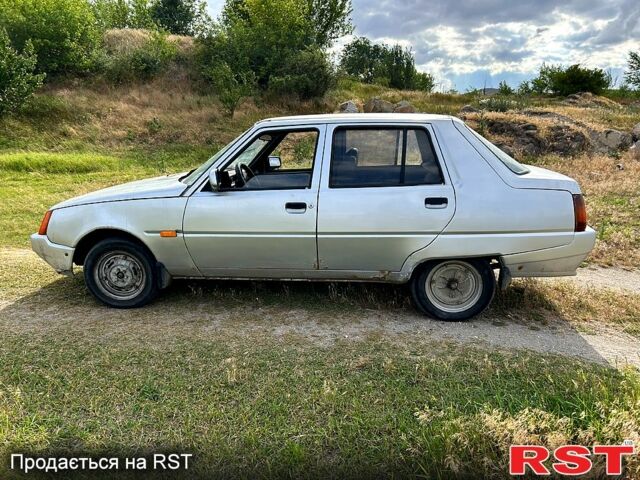 ЗАЗ Славута, объемом двигателя 1.2 л и пробегом 45 тыс. км за 650 $, фото 7 на Automoto.ua