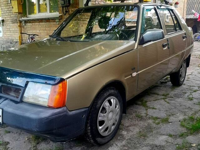 ЗАЗ Славута, объемом двигателя 1.2 л и пробегом 55 тыс. км за 650 $, фото 2 на Automoto.ua