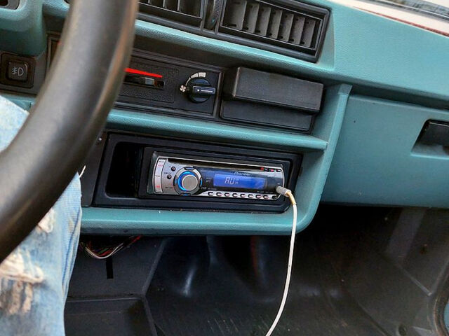 ЗАЗ Славута, объемом двигателя 1.2 л и пробегом 235 тыс. км за 800 $, фото 3 на Automoto.ua