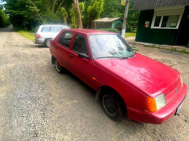 ЗАЗ Славута, объемом двигателя 1.2 л и пробегом 235 тыс. км за 800 $, фото 2 на Automoto.ua