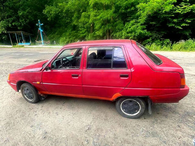 ЗАЗ Славута, объемом двигателя 1.2 л и пробегом 235 тыс. км за 800 $, фото 1 на Automoto.ua