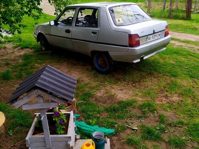 ЗАЗ Славута, объемом двигателя 1.2 л и пробегом 130 тыс. км за 600 $, фото 1 на Automoto.ua