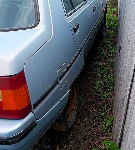 ЗАЗ Славута, объемом двигателя 12 л и пробегом 100 тыс. км за 699 $, фото 4 на Automoto.ua