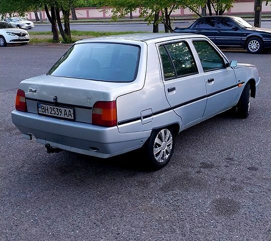 ЗАЗ Славута, объемом двигателя 1.2 л и пробегом 0 тыс. км за 1450 $, фото 4 на Automoto.ua