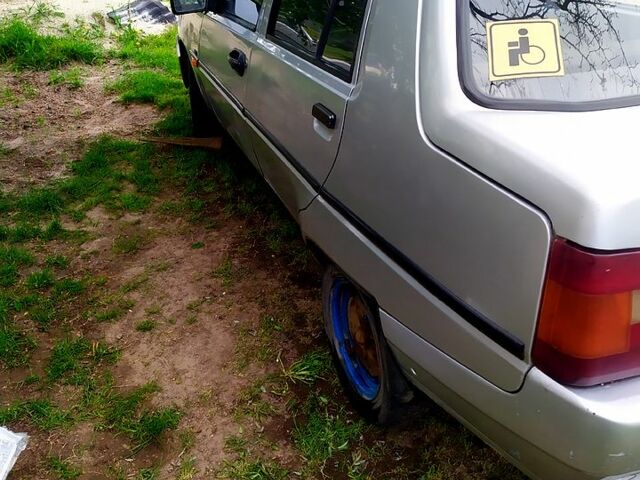 ЗАЗ Славута, объемом двигателя 1.2 л и пробегом 130 тыс. км за 600 $, фото 3 на Automoto.ua