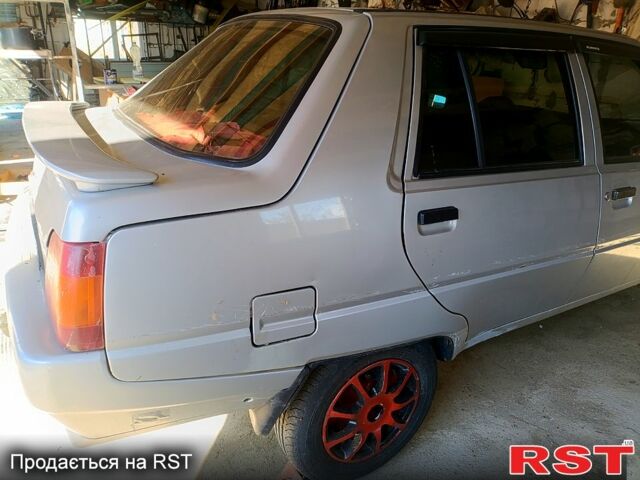 ЗАЗ Славута, объемом двигателя 1.3 л и пробегом 125 тыс. км за 1200 $, фото 2 на Automoto.ua