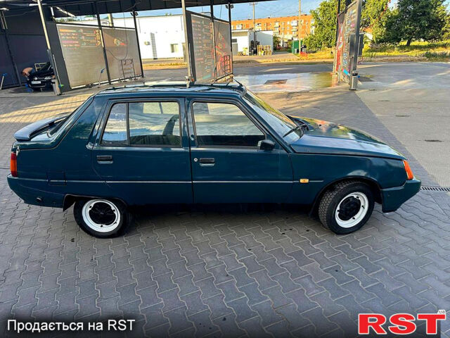ЗАЗ Славута, объемом двигателя 1.2 л и пробегом 111 тыс. км за 800 $, фото 2 на Automoto.ua