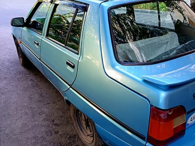 ЗАЗ Славута, объемом двигателя 1.3 л и пробегом 138 тыс. км за 850 $, фото 2 на Automoto.ua