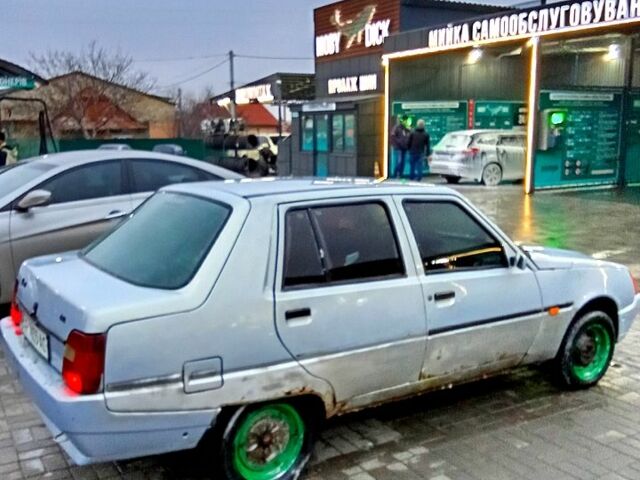 ЗАЗ Славута, объемом двигателя 1.2 л и пробегом 150 тыс. км за 450 $, фото 4 на Automoto.ua