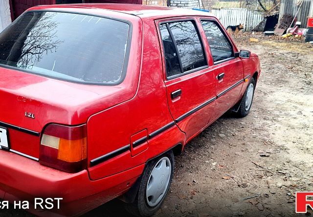 ЗАЗ Славута, об'ємом двигуна 1.2 л та пробігом 208 тис. км за 750 $, фото 4 на Automoto.ua