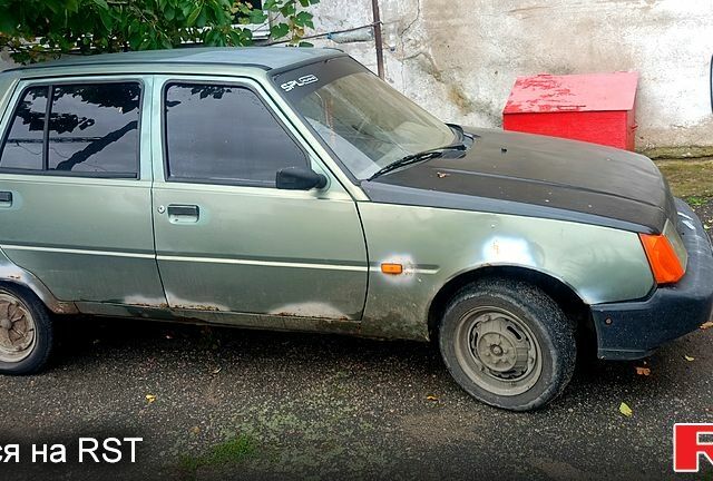 ЗАЗ Славута, об'ємом двигуна 1.2 л та пробігом 175 тис. км за 700 $, фото 2 на Automoto.ua