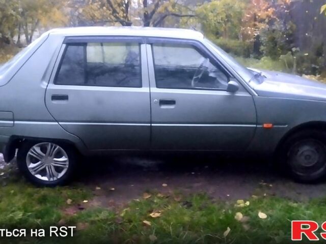 ЗАЗ Славута, объемом двигателя 1.2 л и пробегом 137 тыс. км за 700 $, фото 1 на Automoto.ua