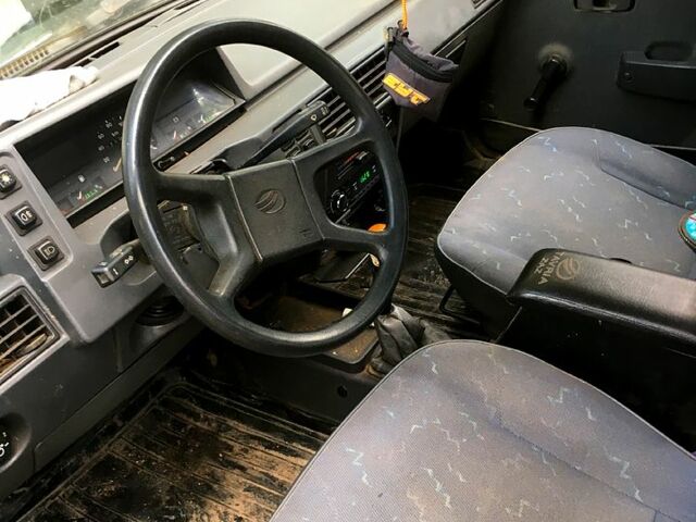 ЗАЗ Славута, об'ємом двигуна 1.2 л та пробігом 300 тис. км за 400 $, фото 4 на Automoto.ua