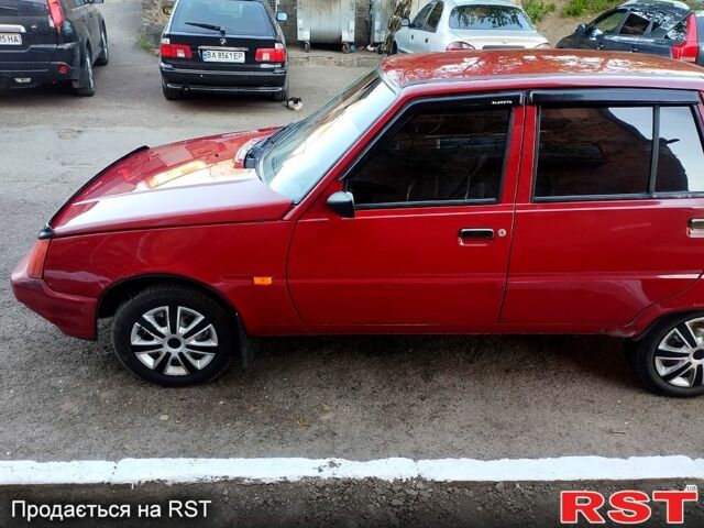 ЗАЗ Славута, объемом двигателя 1.1 л и пробегом 99 тыс. км за 1500 $, фото 2 на Automoto.ua