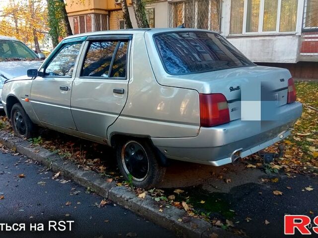 ЗАЗ Славута, объемом двигателя 1.3 л и пробегом 156 тыс. км за 800 $, фото 5 на Automoto.ua